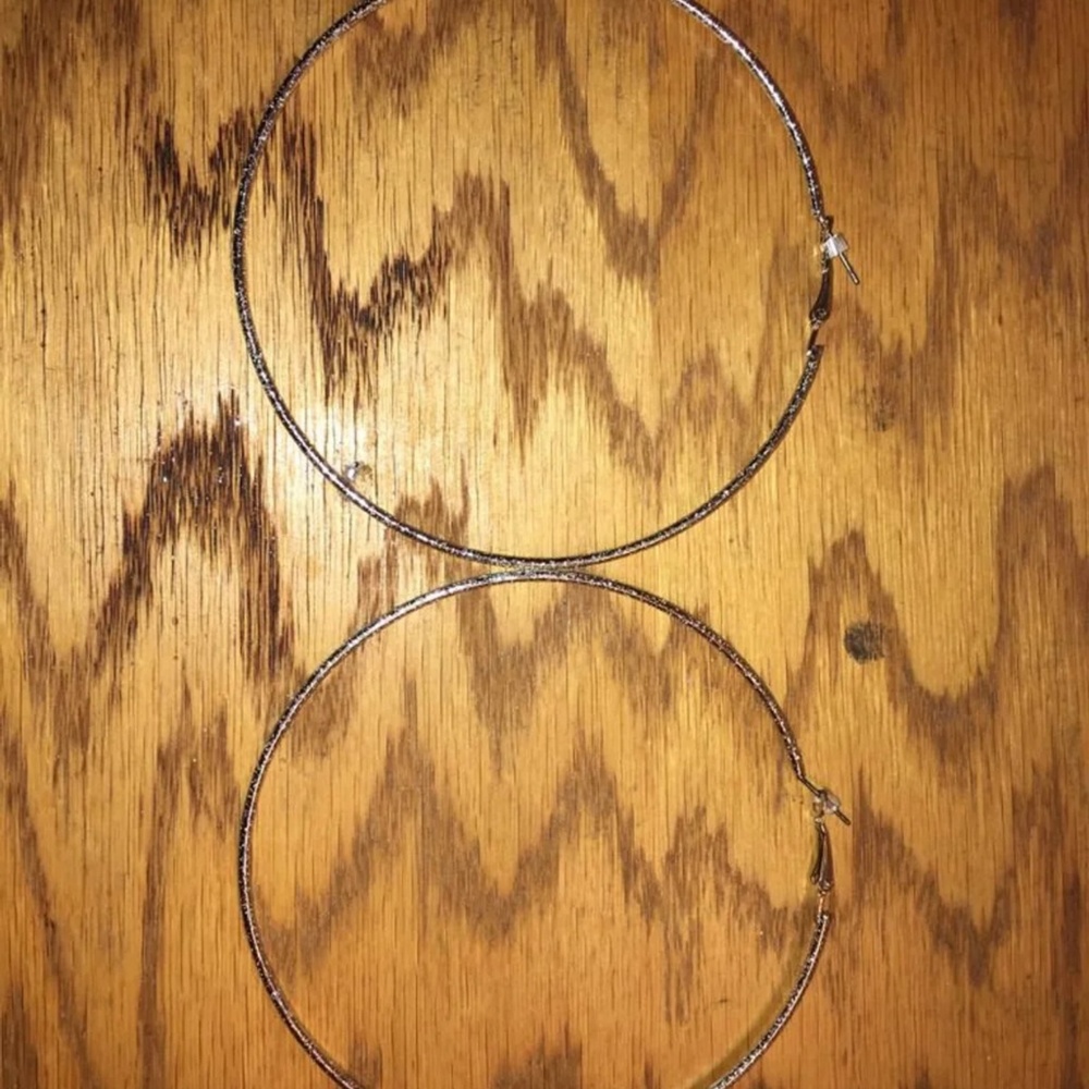 Hoops